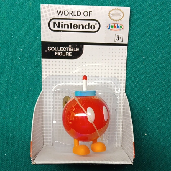 Nintendo Red Bob-omb Collectible Figure - Picture 1 of 6